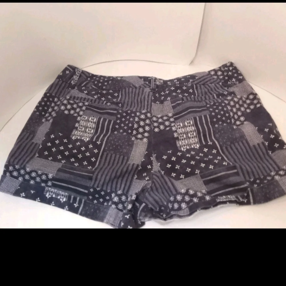 Caslon Patchwork Shorts Blue Denim Knit Cotton Chino Flat Front Casual Size 14 - Picture 2 of 5